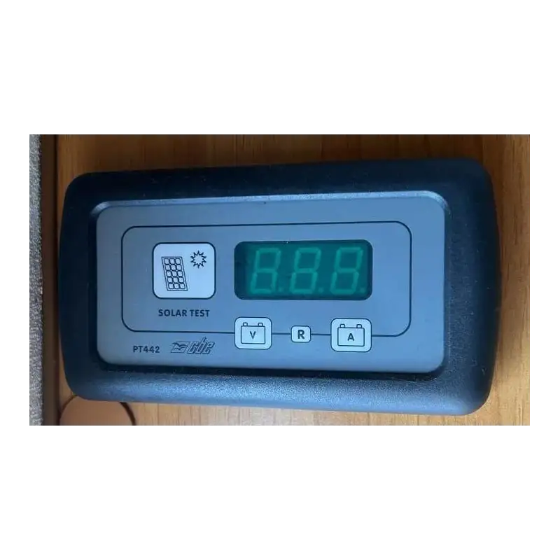 Solar battery voltage indicator