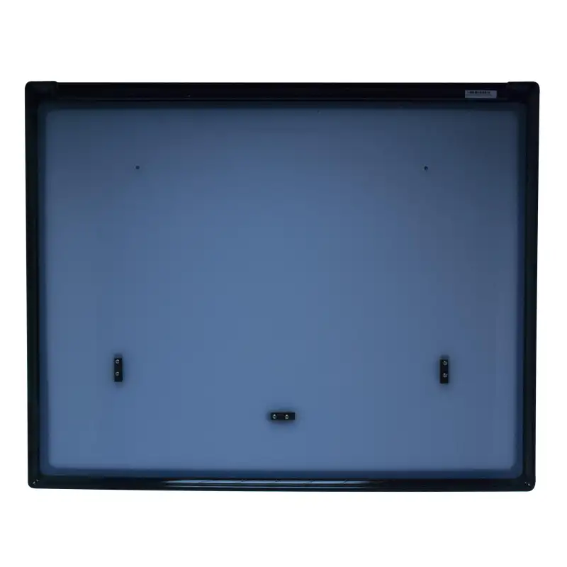 Window 04.30 560 x 465 opaque