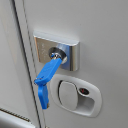 Cerradura imc portÓn autocaravana integrada