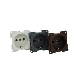Enchufe 220v plata (sistema 10.000)